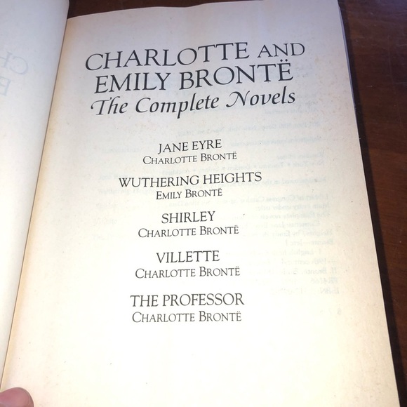 Charlotte and Emily Bronte: The Complete Novels - Picture 4 of 9